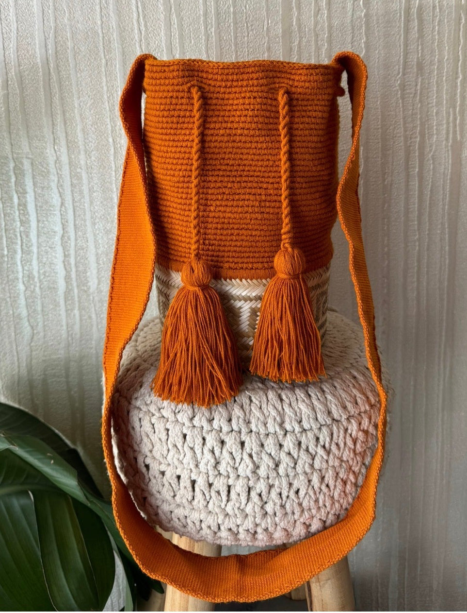 BORSA CON FONDO IN PAGLIA