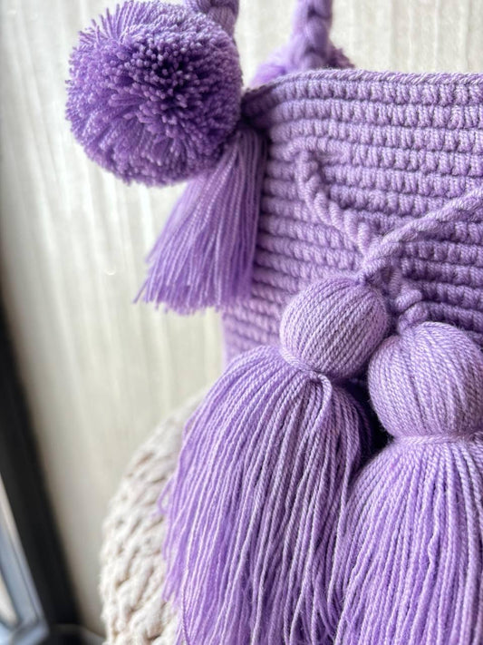 MOCHILA POMPONES S